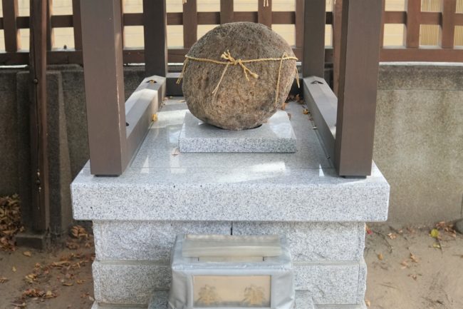 力石神社